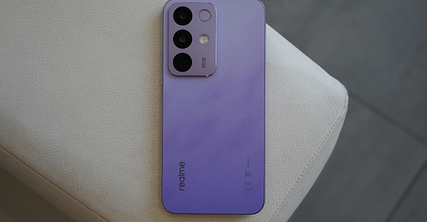 Первый взгляд на realme C85 Pro: защищенный-смартфон-повербанк?