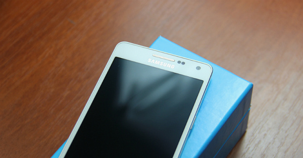 Обзор Samsung Galaxy A5: тонкий, звонкий, металлический 