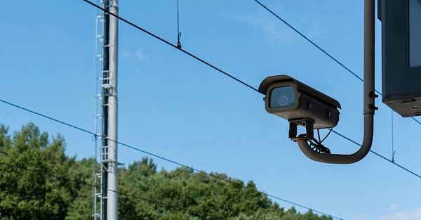 Не только превышение: поразительно, на что способны российские дорожные камеры!