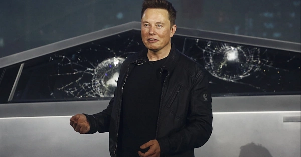 От простой проверки до огромного штрафа: хронология противостояния Евросоюза и Илона Маска