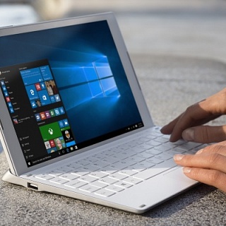 Alcatel представила Windows-планшет Plus 10