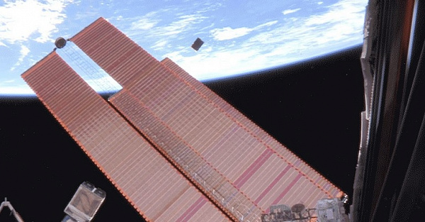 До чего техника дошла — зонд размером с портфель обнаружил планету за пределами Солнечной системы