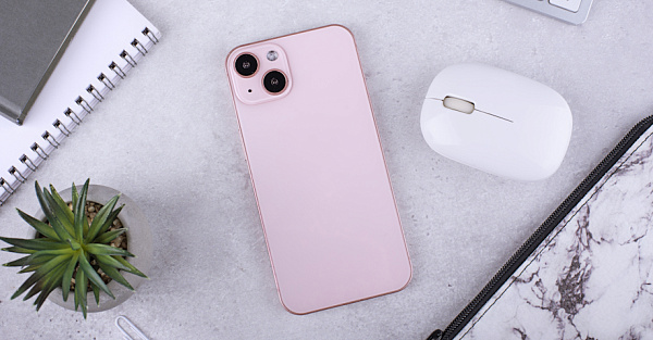 Apple отчиталась о рекордных продажах iPhone по всему миру