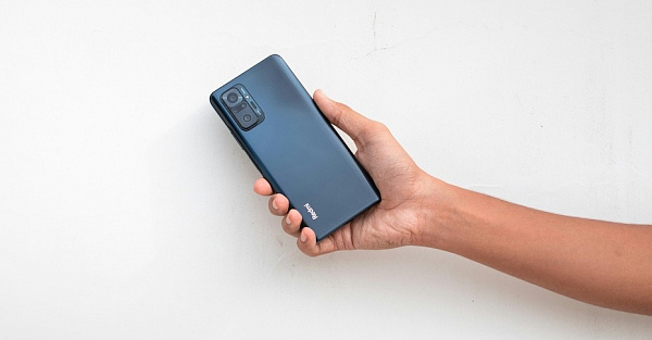 Обновление HyperOS 3 сломало смартфоны Redmi по всему миру