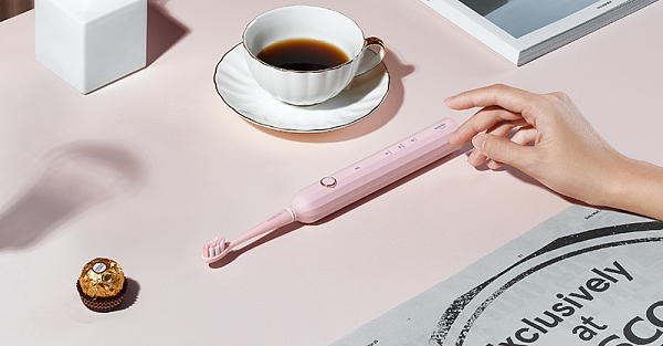 Представлена электрическая зубная щетка Usmile Y1S: 180 дней без подзарядки