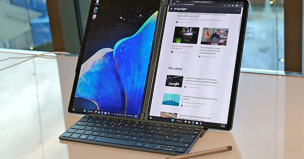 Lenovo представила ультрабук Yoga Book 9i: два полноценных экрана без клавиатуры