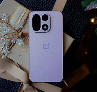 Обзор смартфона OnePlus 15: ультимативный топ за свои деньги 2025