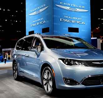 Самоуправляемый автомобиль Google будет создан на основе Chrysler Pacifica