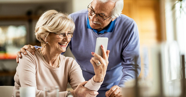 Одиночество в эпоху гаджетов: как проект «ИнтерПенсионер» вовлекает пенсионеров в цифровой мир