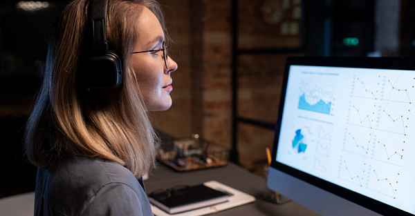 GetPayAll проанализировал, какие сервисы предпочитают специалисты до 30 лет и их старшие коллеги