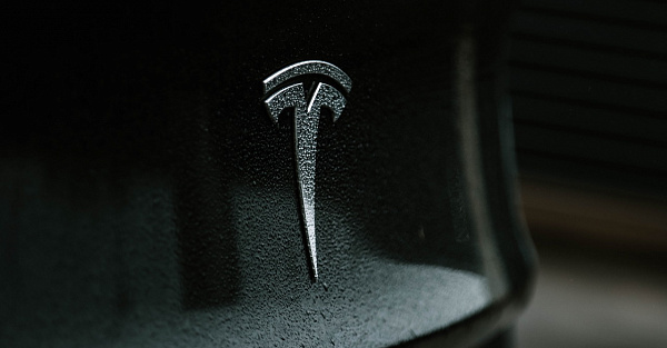 Топ-5 инноваций Tesla, не считая электромобилей