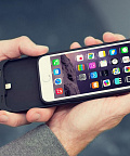 Ловцам покемонов (и не только): чехлы-батареи для iPhone 6/6S